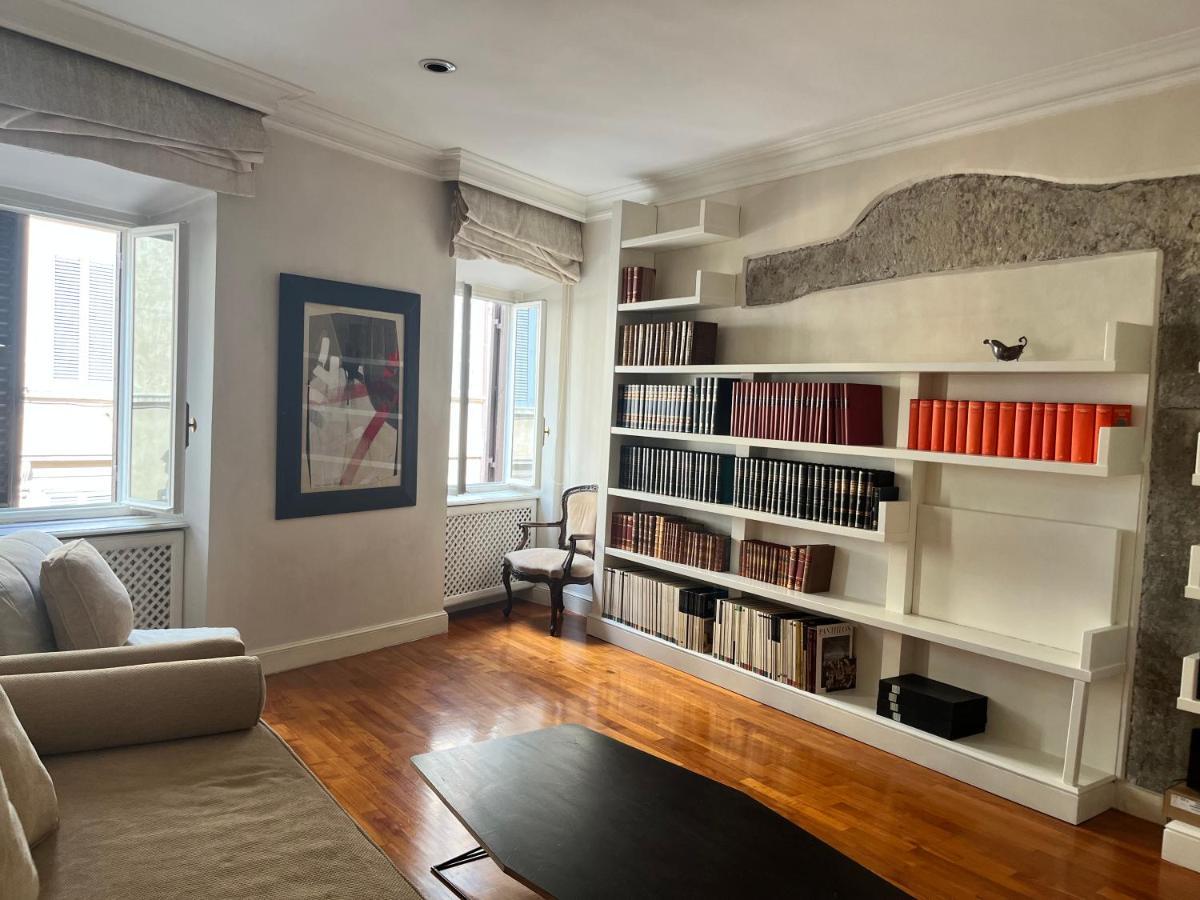 Appartamento Love Nest In The Heart Of Roma Esterno foto
