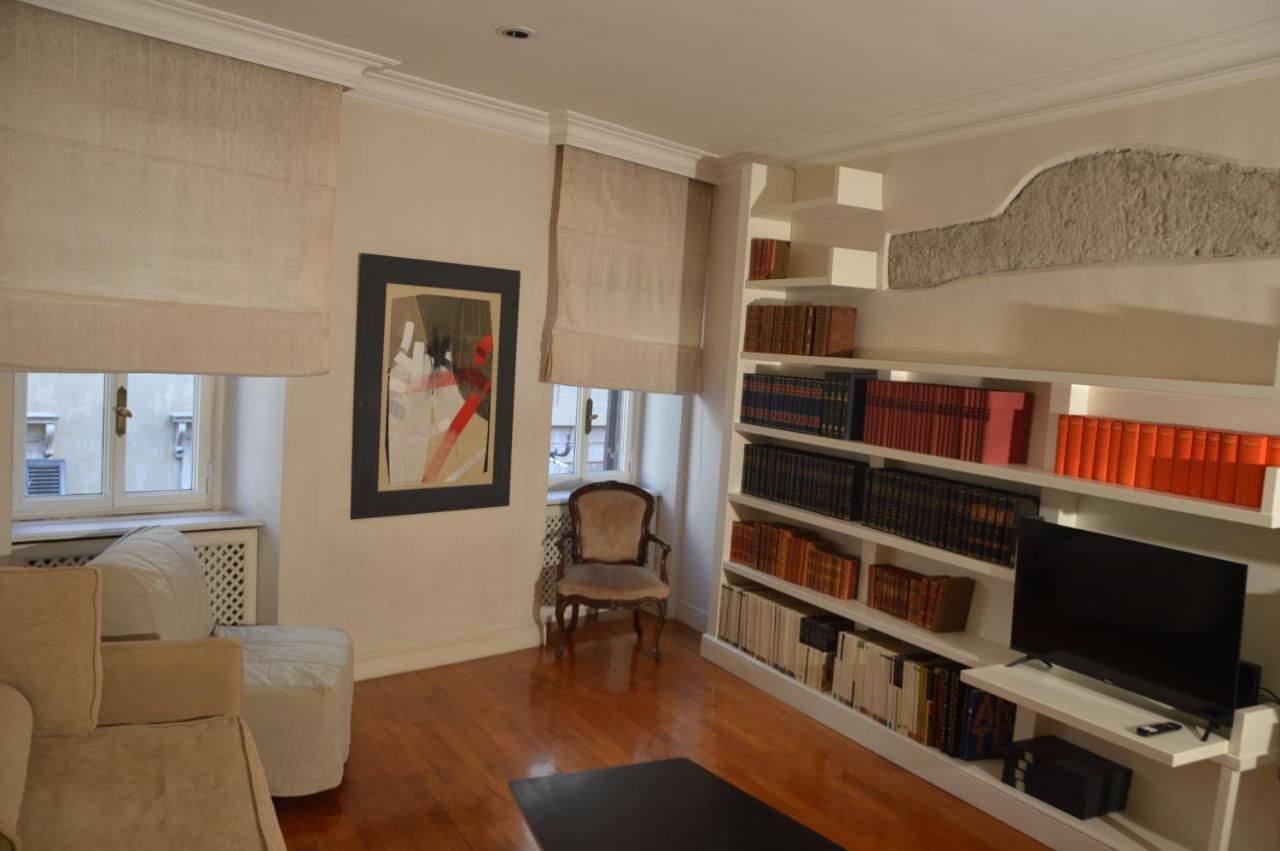 Appartamento Love Nest In The Heart Of Roma Esterno foto